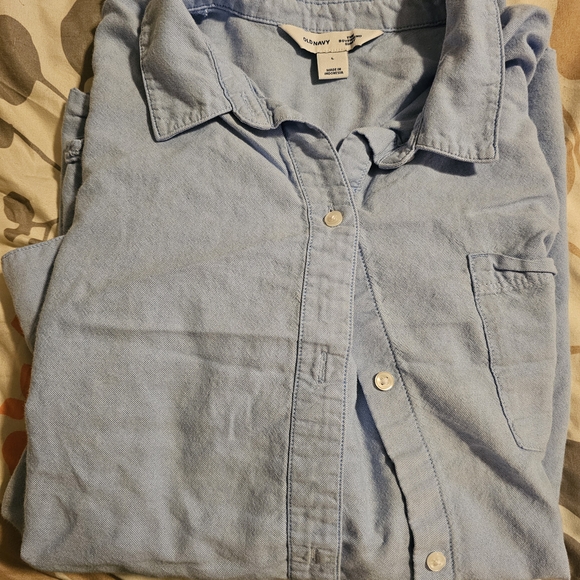 Old Navy Boyfriend Light Blue Button Down Shirt - Picture 5 of 6